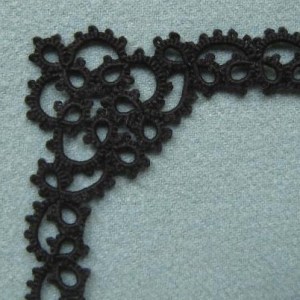 Mustan laukun pitsinkulma